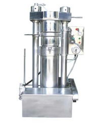 供應(yīng)液壓榨油機(jī) 選擇中諾機(jī)器，品質(zhì)與價(jià)格兼得